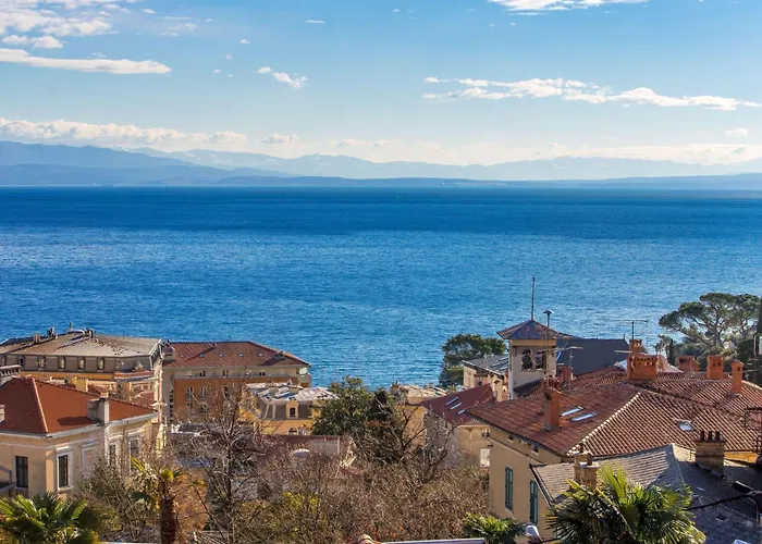 Charmante Vilma In By Interhome * Abbázia